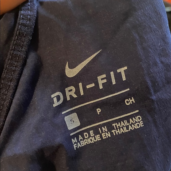 Nike T back dri fit top - Picture 6 of 7